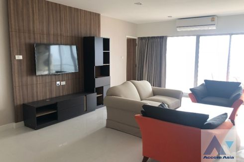 2 Bedroom Condo for sale in Saichol Mansion, Bang Lamphu Lang, Bangkok near BTS Saphan Taksin