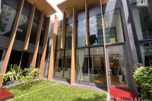 3 Bedroom Condo for sale in The Lumpini 24, Khlong Tan, Bangkok near BTS Phrom Phong