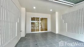 2 Bedroom Townhouse for sale in Bang Na, Bangkok near MRT Si Iam