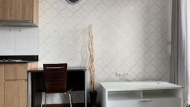 Condo for sale in Bang Lamphu Lang, Bangkok near BTS Krung Thon Buri