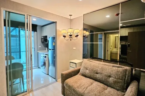 1 Bedroom Condo for sale in Metro Luxe Rama 4, Khlong Toei, Bangkok near BTS Ekkamai