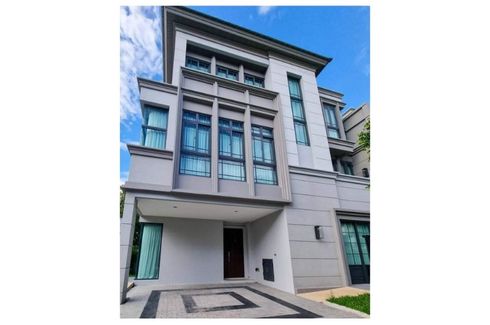 4 Bedroom Townhouse for rent in Dokmai, Bangkok