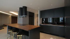 2 Bedroom Condo for sale in Crystal Garden, Khlong Toei, Bangkok near BTS Nana