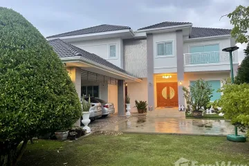 4 Bedroom House for sale in Thap Tai, Prachuap Khiri Khan