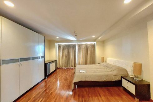 1 Bedroom Condo for sale in Nusa State Tower Condominium, Silom, Bangkok near BTS Surasak