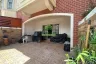 3 Bedroom Townhouse for sale in Khu Khot, Pathum Thani