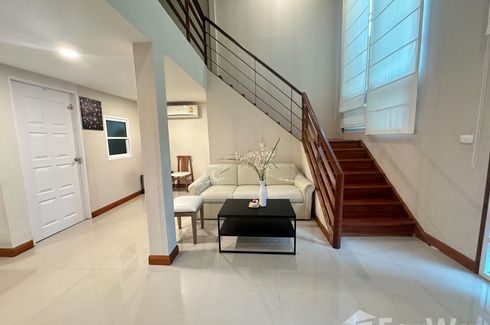 3 Bedroom Apartment for rent in P.R.Home III Apartment, Khlong Tan Nuea, Bangkok