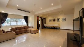 3 Bedroom Condo for rent in Thung Maha Mek, Bangkok near BTS Chong Nonsi