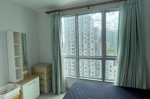 2 Bedroom Condo for sale in Life Ratchadapisek, Huai Khwang, Bangkok near MRT Huai Khwang