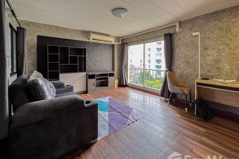 1 Bedroom Condo for sale in Thana Place, Lat Phrao, Bangkok