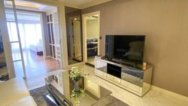 1 Bedroom Condo for sale in Nusa State Tower Condominium, Silom, Bangkok near BTS Surasak