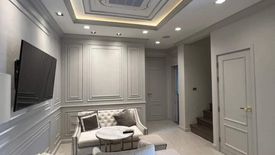 3 Bedroom House for sale in Dokmai, Bangkok