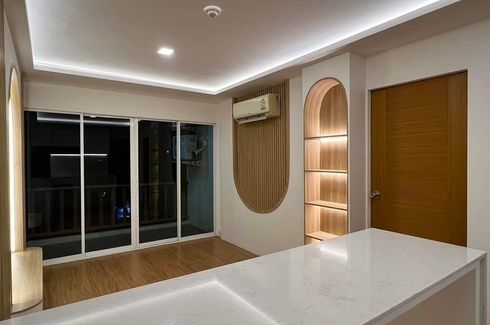 1 Bedroom Condo for sale in Chang Phueak, Chiang Mai