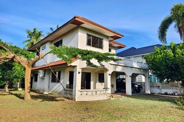 3 Bedroom House for rent in Nong Pa Khrang, Chiang Mai