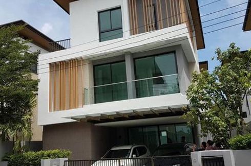 4 Bedroom House for rent in Dokmai, Bangkok