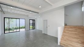 Office for rent in ATELIER 9 Ratchada-Sutthisarn, Sam Sen Nok, Bangkok near MRT Sutthisan