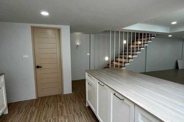 2 Bedroom Townhouse for sale in Bang Chak, Bangkok near BTS Punnawithi