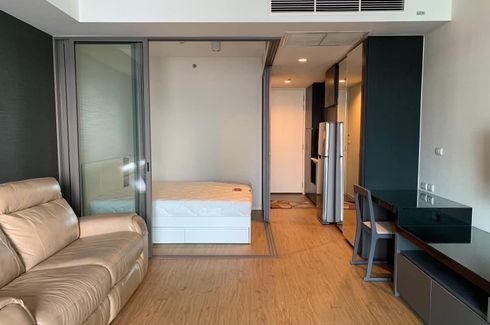 1 Bedroom Condo for rent in Siamese Surawong, Si Phraya, Bangkok near MRT Sam Yan