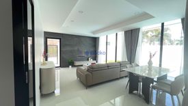 3 Bedroom House for sale in Nong Pla Lai, Chonburi