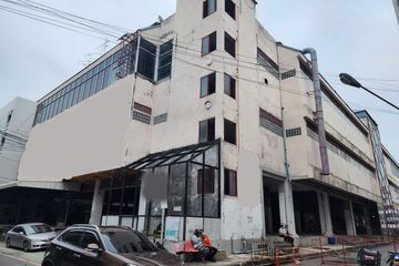 Commercial for rent in Bang Phlat, Bangkok near MRT Sirindhorn