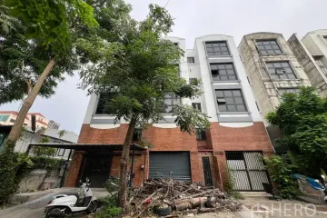 Commercial for rent in Bang Chak, Bangkok near BTS Bang Chak