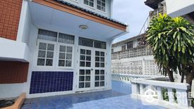 3 Bedroom House for sale in Bang Chak, Bangkok