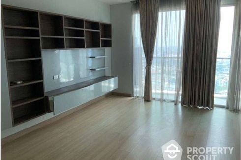 2 Bedroom Condo for sale in Sky Walk Condominium, Phra Khanong Nuea, Bangkok near BTS Phra Khanong