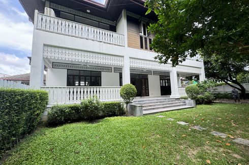 4 Bedroom House for rent in Khlong Tan Nuea, Bangkok