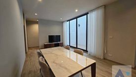 3 Bedroom Apartment for rent in Khlong Tan, Bangkok near BTS Phrom Phong