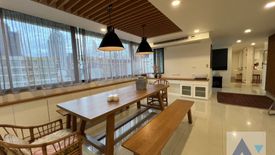 3 Bedroom Condo for sale in Sukhumvit Casa, Khlong Toei, Bangkok near BTS Nana