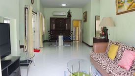 3 Bedroom House for rent in Na Kluea, Chonburi