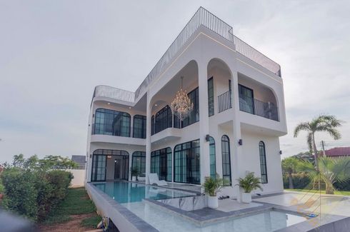 5 Bedroom House for sale in Sattahip, Chonburi