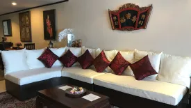 1 Bedroom Condo for rent in Nusa State Tower Condominium, Silom, Bangkok near BTS Surasak