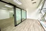 Office for rent in Khlong Toei Nuea, Bangkok near MRT Sukhumvit