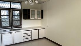 4 Bedroom House for rent in Khlong Kluea, Nonthaburi near MRT Si Rat