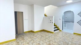 3 Bedroom Townhouse for sale in Baan Pruksa 12 Rangsit-Klong 3, Khlong Sam, Pathum Thani