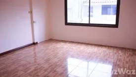 3 Bedroom Townhouse for sale in Lat Phrao, Bangkok