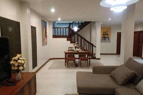 4 Bedroom House for rent in Khlong Tan Nuea, Bangkok