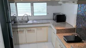 3 Bedroom House for rent in Dokmai, Bangkok