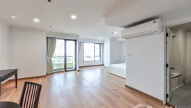 Condo for rent in Baan Chao Praya, Khlong San, Bangkok near BTS Saphan Taksin