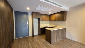 1 Bedroom Condo for sale in Noble Above Wireless-Ruamrudee, Lumpini, Bangkok near BTS Nana