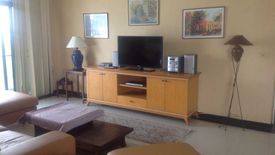 2 Bedroom Condo for rent in Baan Prompong, Khlong Tan Nuea, Bangkok