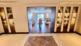 3 Bedroom Condo for sale in Kallista Mansion, Khlong Toei Nuea, Bangkok near BTS Nana