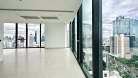 3 Bedroom Condo for sale in Tait Sathorn 12, Silom, Bangkok near BTS Saint Louis