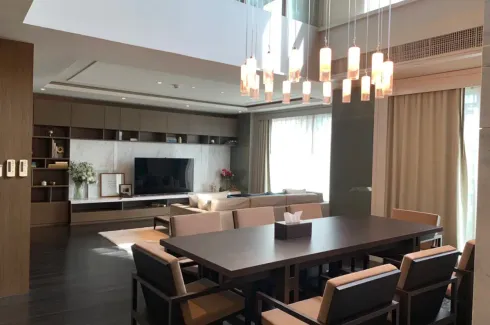 3 Bedroom Condo for rent in The Crest Sukhumvit 24, Khlong Tan, Bangkok near BTS Phrom Phong