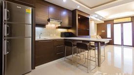 1 Bedroom Condo for rent in Nusa State Tower Condominium, Silom, Bangkok near BTS Surasak