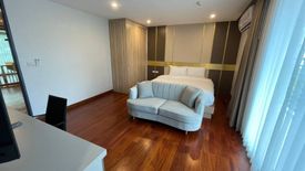 3 Bedroom Condo for rent in Khlong Tan Nuea, Bangkok near BTS Thong Lo