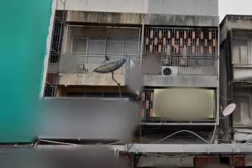 2 Bedroom Commercial for rent in Phaya Thai, Bangkok near BTS Saphan Kwai