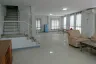 Office for rent in RK Office Park, Khlong Sam Prawet, Bangkok near Airport Rail Link Lat Krabang