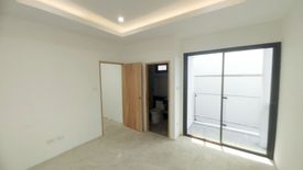 4 Bedroom House for sale in Modern Life HOME @ Sutthisan, Sam Sen Nok, Bangkok near MRT Sutthisan